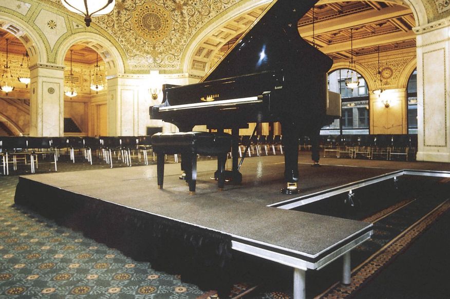 Southern Aluminum Stage with Piano